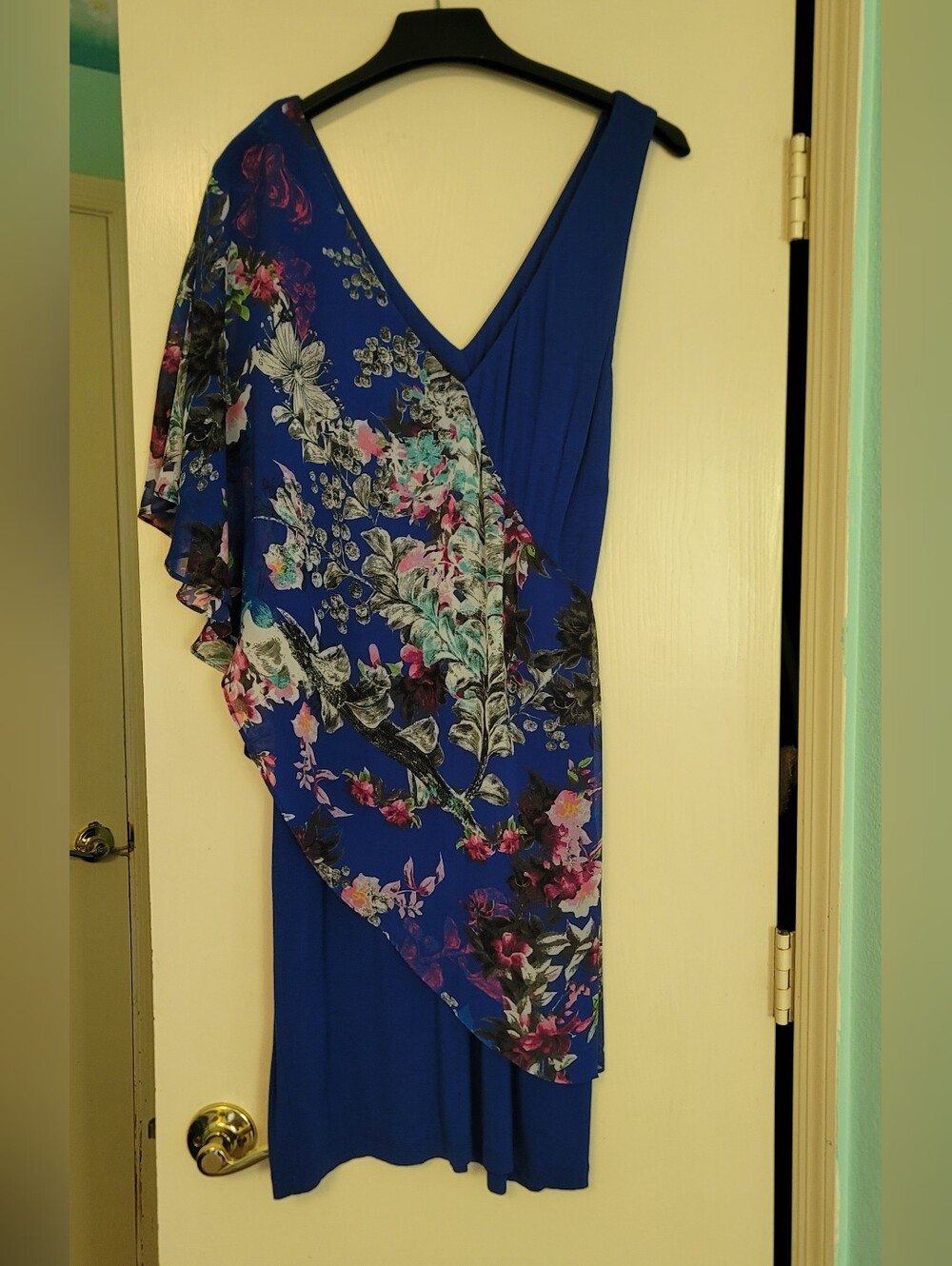 Bebe Blue Floral Wrap-Accent Sleeveless Dress L.
